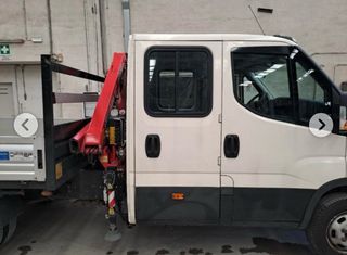 Γερανός-Φορτηγά Με Γερανό Iveco 2017 DAILY 7 θέσεις|CarPoint-thumb-4