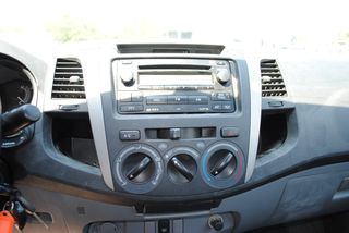 Toyota Hilux 2009 4X4 μιαμιση καμπινα-thumb-16