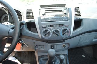Toyota Hilux 2009 4X4 μιαμιση καμπινα-thumb-17
