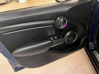 Mini Cooper D 2017-thumb-7