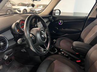 Mini Cooper D 2017-thumb-10