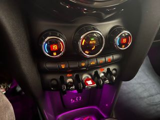 Mini Cooper D 2017-thumb-14