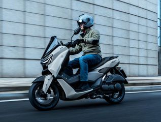 Yamaha NMAX 125 2026 TECH MAX-thumb-4
