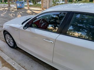 Bmw 116 2010-thumb-10