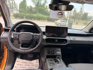 Toyota Hilux 2026 INVINCIBLE-thumb-9