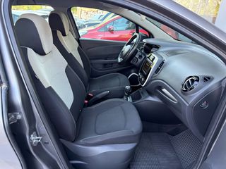 Renault Captur 2019 1.5 AUTO 90Hp-thumb-11