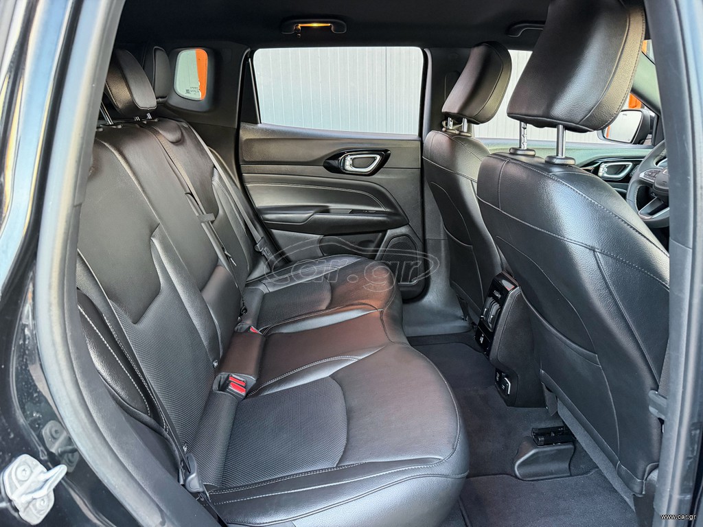 Jeep Compass thumbnail 15