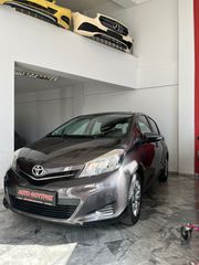 Toyota Yaris 2012-thumb-2