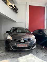 Toyota Yaris 2012-thumb-5