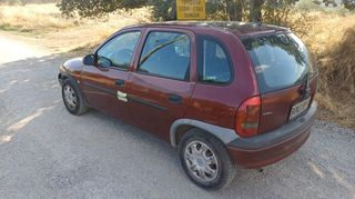 Opel Corsa 1998-thumb-1