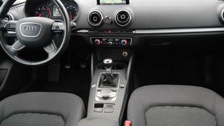 Audi A3 2015 Limousine 1.6 TDI Attraction | ΕΩΣ 5 ΕΤΗ ΕΓΓΥΗΣΗ-thumb-2