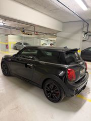 Mini John Cooper Works 2017-thumb-5