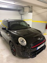 Mini John Cooper Works 2017-thumb-10