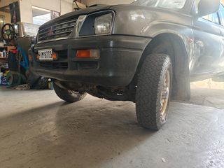 Mitsubishi L200 2000