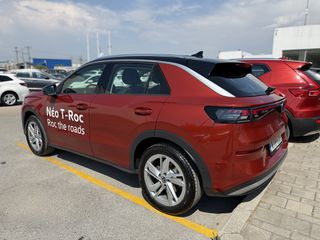 Volkswagen T-Roc 2026 STYLE 1.5 MILD HYBRID-thumb-8