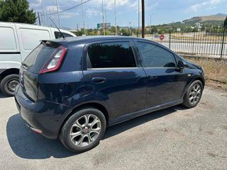 Fiat Punto 2016-thumb-1