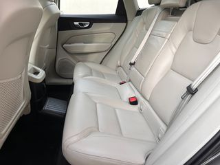 Volvo XC 60 2021 T8 PHEV 2.0 390hp INCRIPRTION/airmatic/20-thumb-12