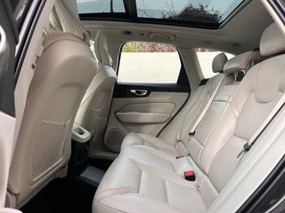 Volvo XC 60 2021 T8 PHEV 2.0 390hp INCRIPRTION/airmatic/20-thumb-13
