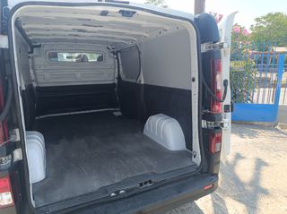 Nissan NV300 2017 L2H1-thumb-7