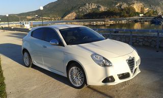 Alfa Romeo Giulietta 2014 1.6 DIESEL DISTINCTIVE