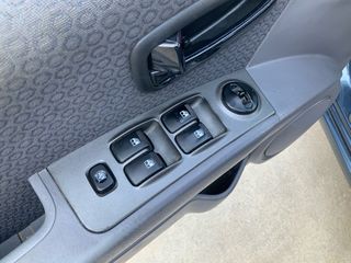 Hyundai Matrix 2006-thumb-17
