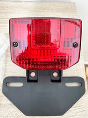 Γνήσιο φανάρι c90 cub90 Glx