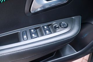 Peugeot 208 2020 1.2 PureTech 101hp Allure 91000km-thumb-20