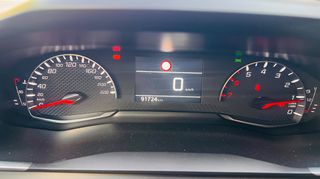 Peugeot 208 2020 1.2 PureTech 101hp Allure 91000km-thumb-17