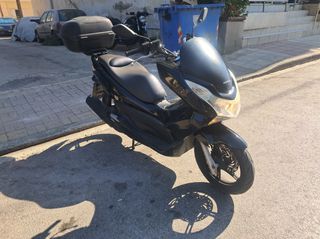 Honda PCX 125 2010-thumb-2
