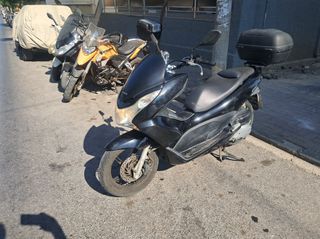 Honda PCX 125 2010-thumb-3