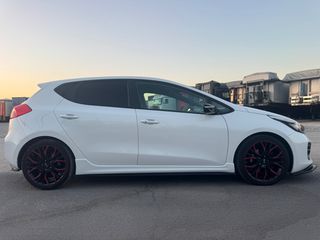 Kia Ceed / cee'd 2017 GT LINE-thumb-28