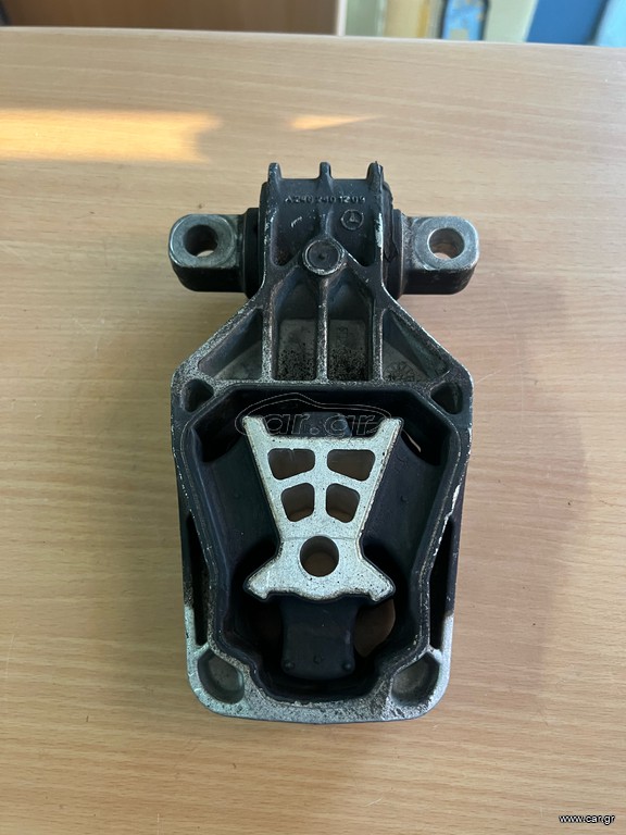 Mercedes W117/W156/W176/W246 Πίσω Βάση Κινητήρα A2462401209