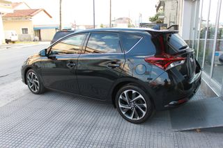 Toyota Auris 2016 1.6 D-4D EXECUTIVE-thumb-7