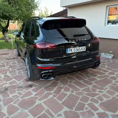 Porsche Cayenne 2015 GTS-thumb-8
