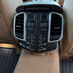 Porsche Cayenne 2015 GTS-thumb-19