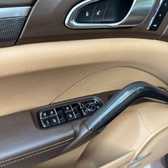 Porsche Cayenne 2015 GTS-thumb-26