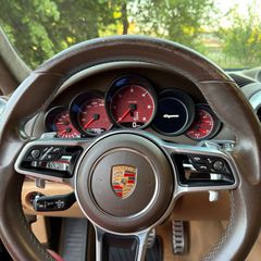 Porsche Cayenne 2015 GTS-thumb-28