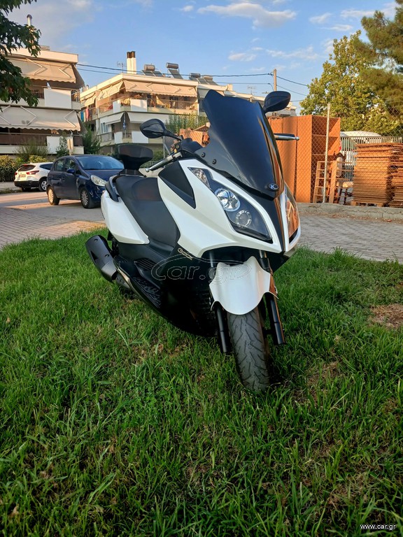 Kymco Downtown 300i 2013