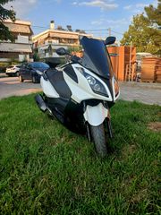 Kymco Downtown 300i 2013