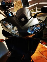 Yamaha YZF-R1 2008-thumb-4
