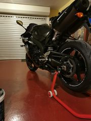 Yamaha YZF-R1 2008-thumb-7