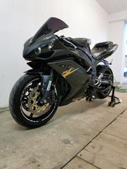 Yamaha YZF-R1 2008-thumb-9