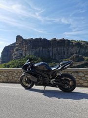 Yamaha YZF-R1 2008-thumb-11