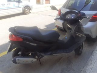 Piaggio X7 2008-thumb-2