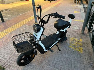 Emw 2026 EMW Runner G60 (Ηλεκτρικό - Χωρίς Δίπλωμα) – 25km-thumb-1