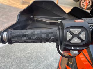 KTM 1090 Adventure 2017 Adventure S ABS-thumb-17