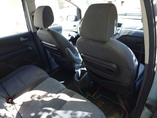 Ford C-Max 2004-thumb-6