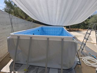 Pool with extra equipment-thumb-3