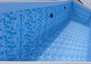 Pool with extra equipment-thumb-14