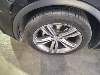 Volkswagen Tiguan 2020 TDI 150PS DSG7 R-Line 2.0 - PANORAMA-thumb-4